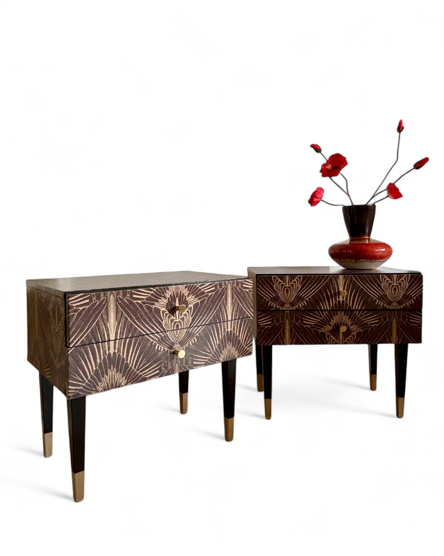 Vintage bedside tables covered with Art Deco print in gold with brown | The Vintage Vibe
