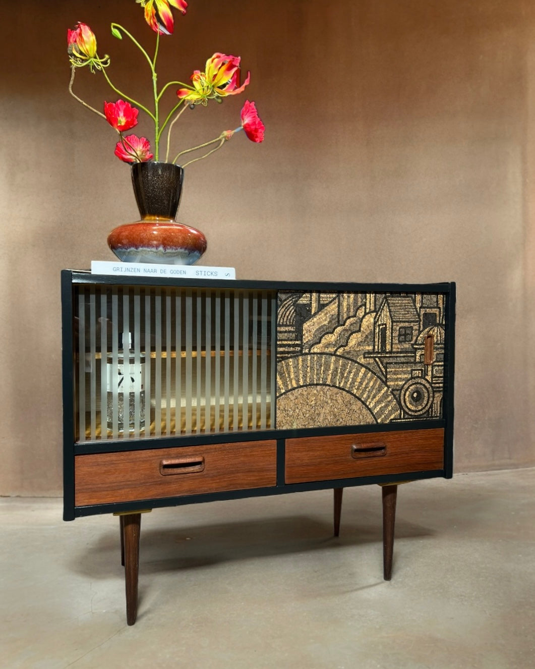Vintage sideboard with 'Hit the North' cork print | The Vintage Vibe