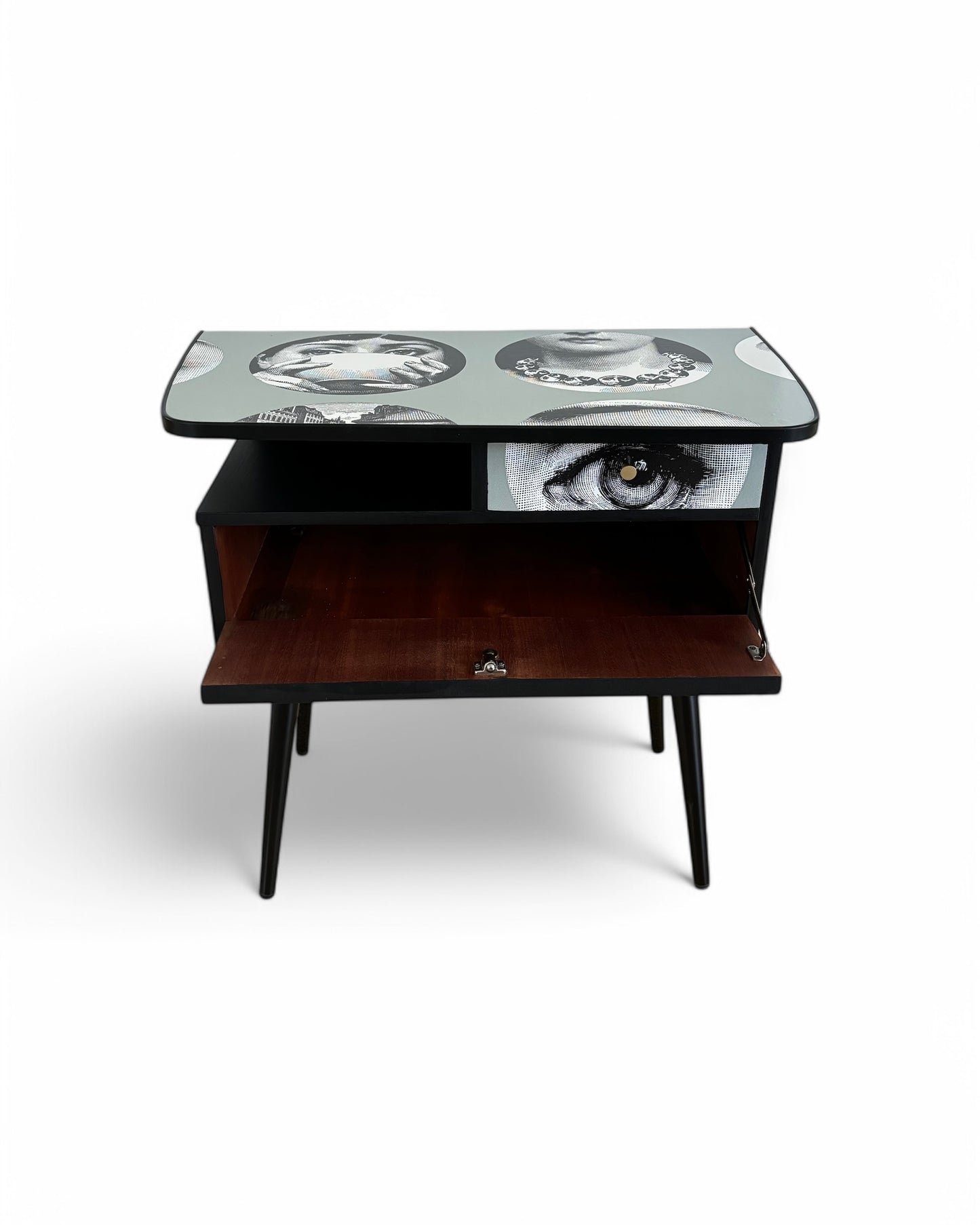Vintage kastje met Fornasetti Tema e Variazioni | The Vintage Vibe