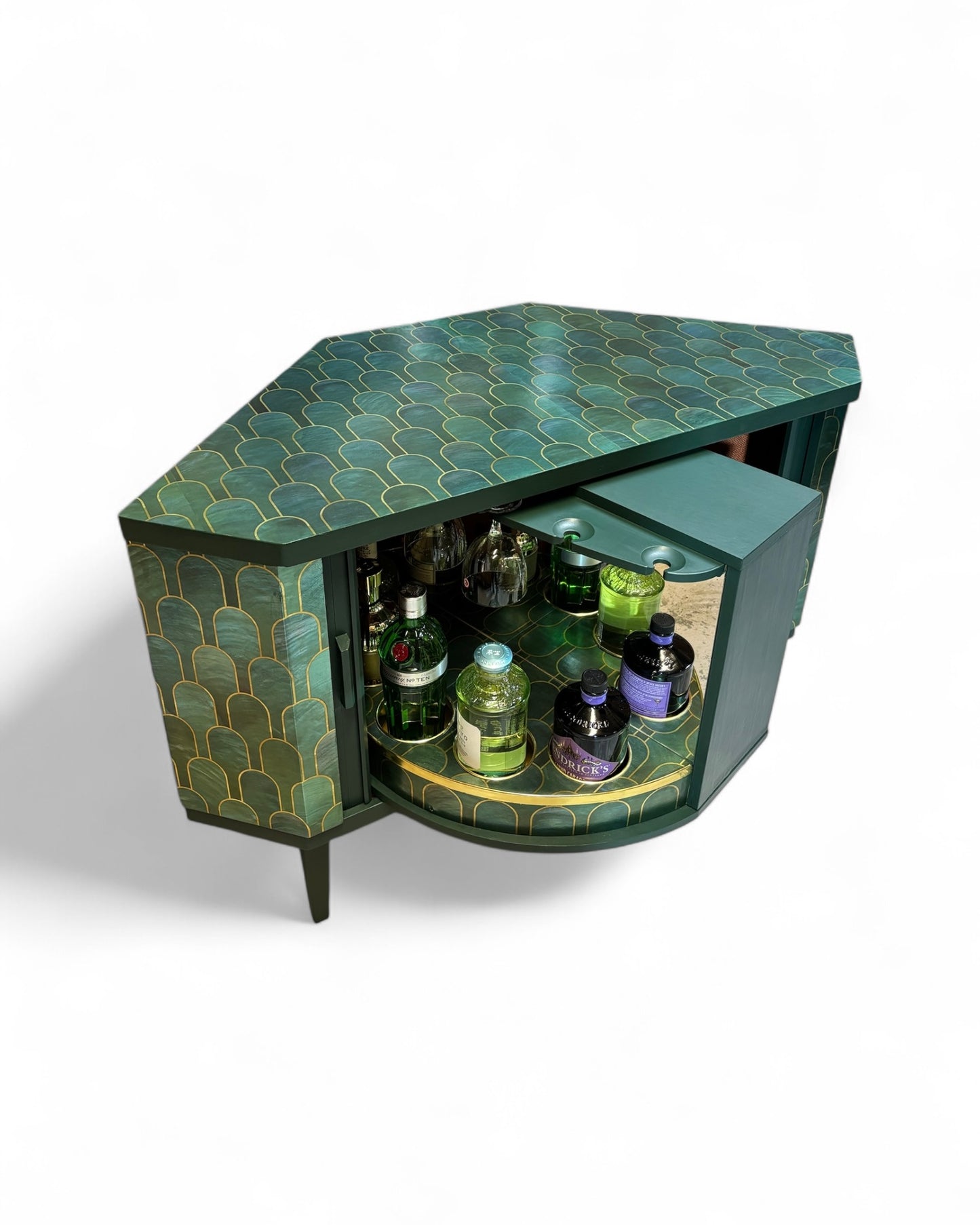 Mid Century draaibare barkast met Nizwa Jade van Bethan Gray | The Vintage Vibe