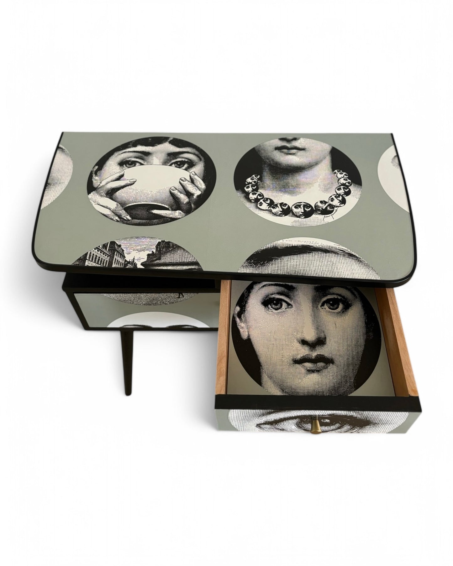 Vintage kastje met Fornasetti Tema e Variazioni | The Vintage Vibe
