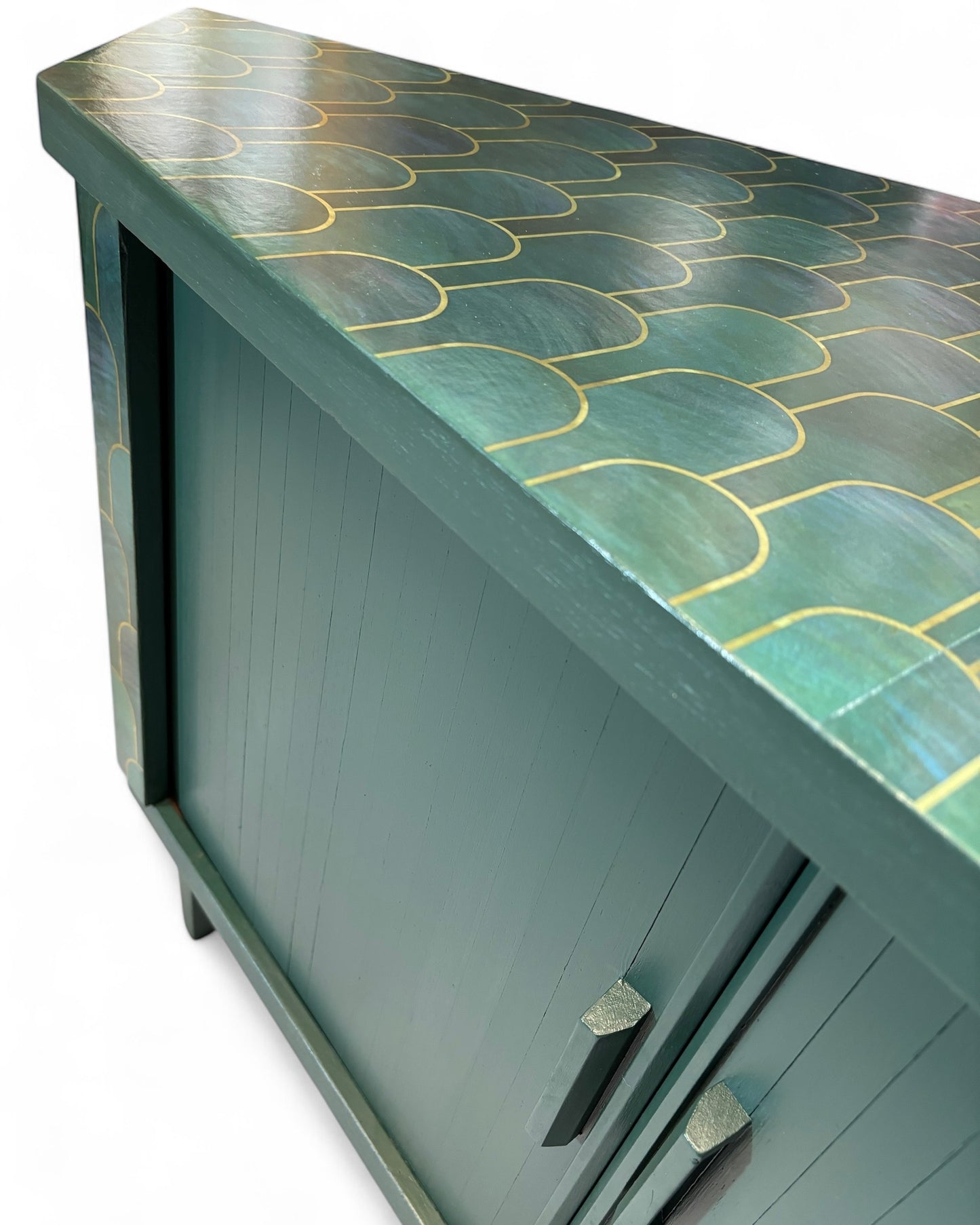 Mid Century draaibare barkast met Nizwa Jade van Bethan Gray | The Vintage Vibe