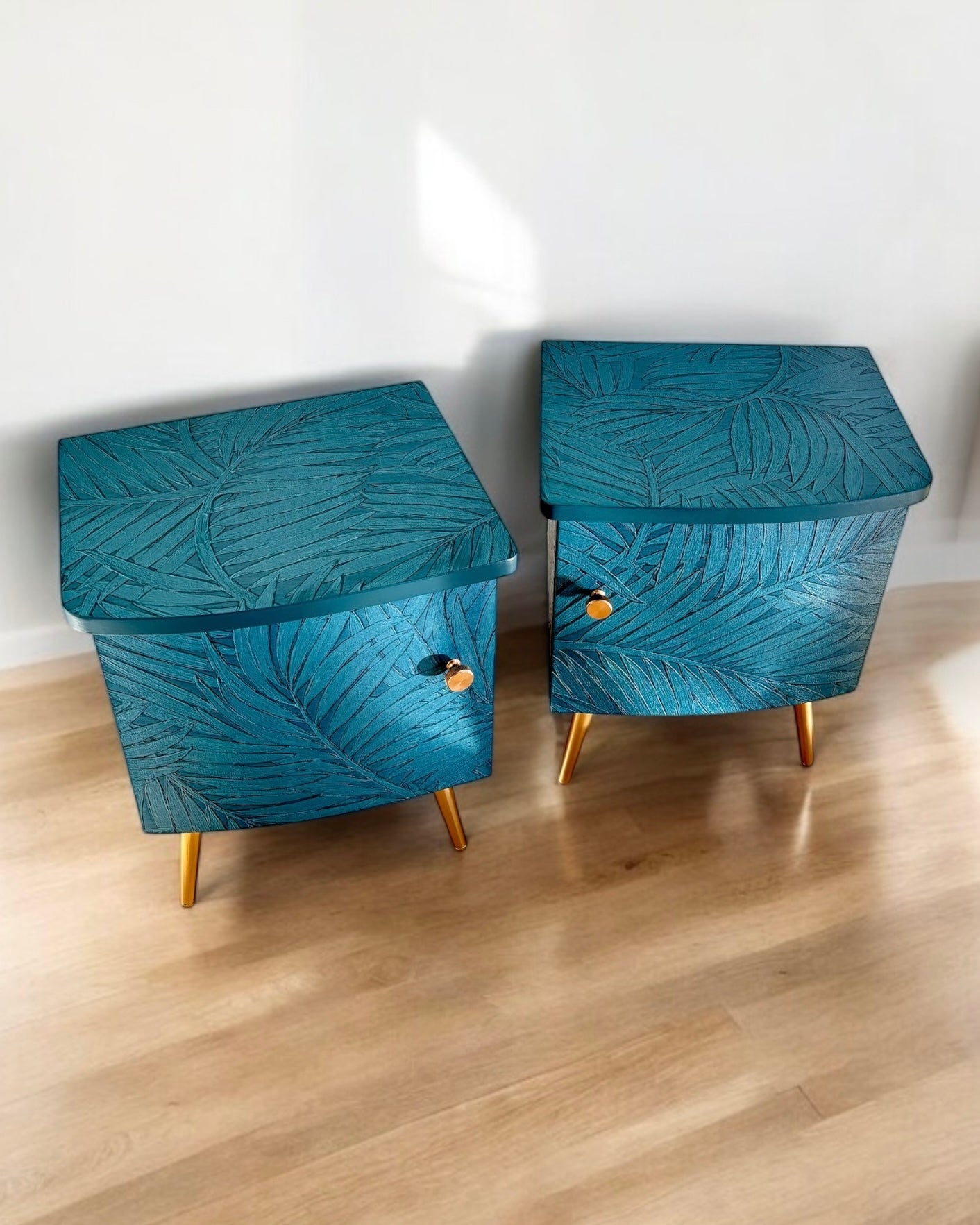 Vintage cabinets covered with the graceful leaves of the Sabal palm in relief | The Vintage Vibe