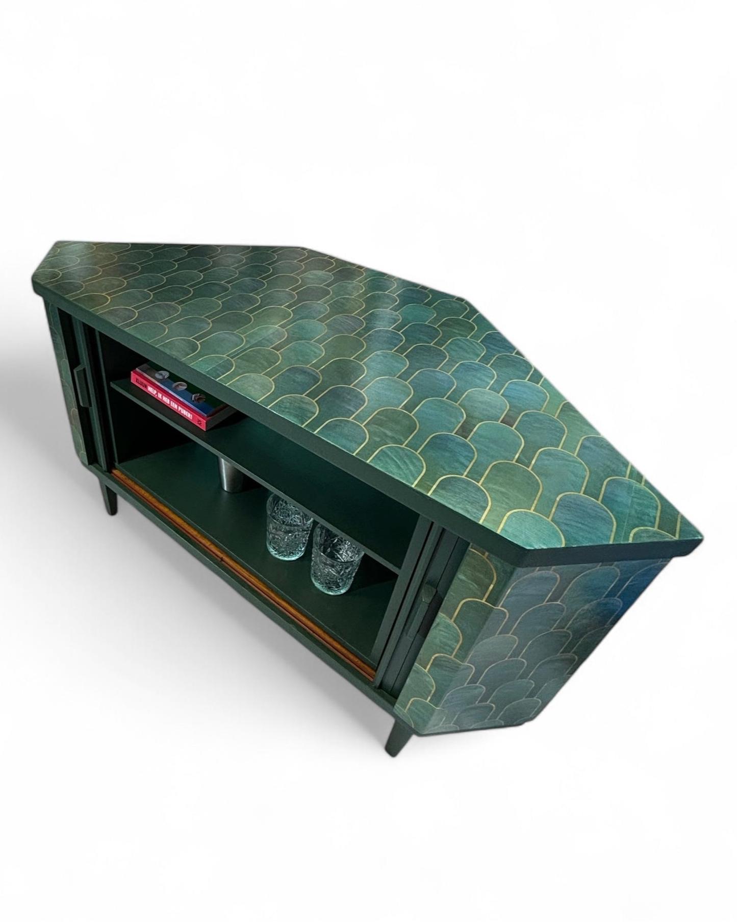 Mid Century draaibare barkast met Nizwa Jade van Bethan Gray | The Vintage Vibe