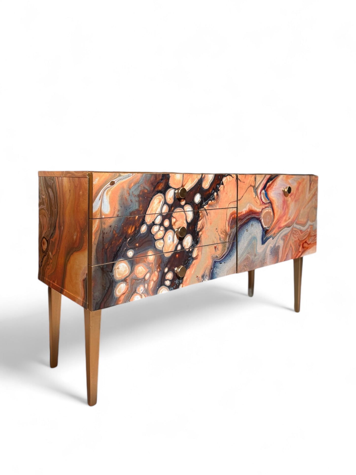 Vintage sideboard covered with Marble | The Vintage Vibe