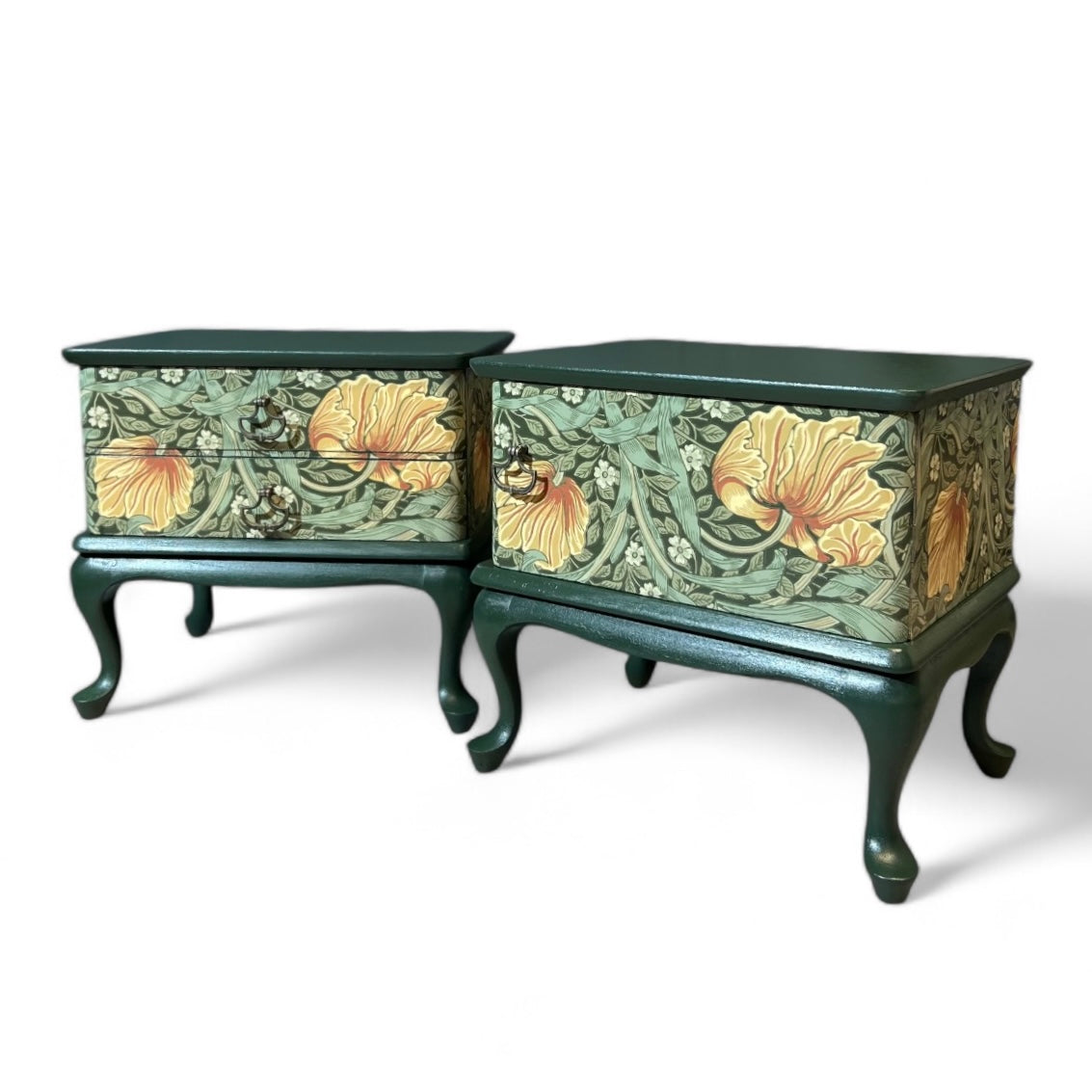 Vintage bedside tables covered with Pimpernel by William Morris | The Vintage Vibe