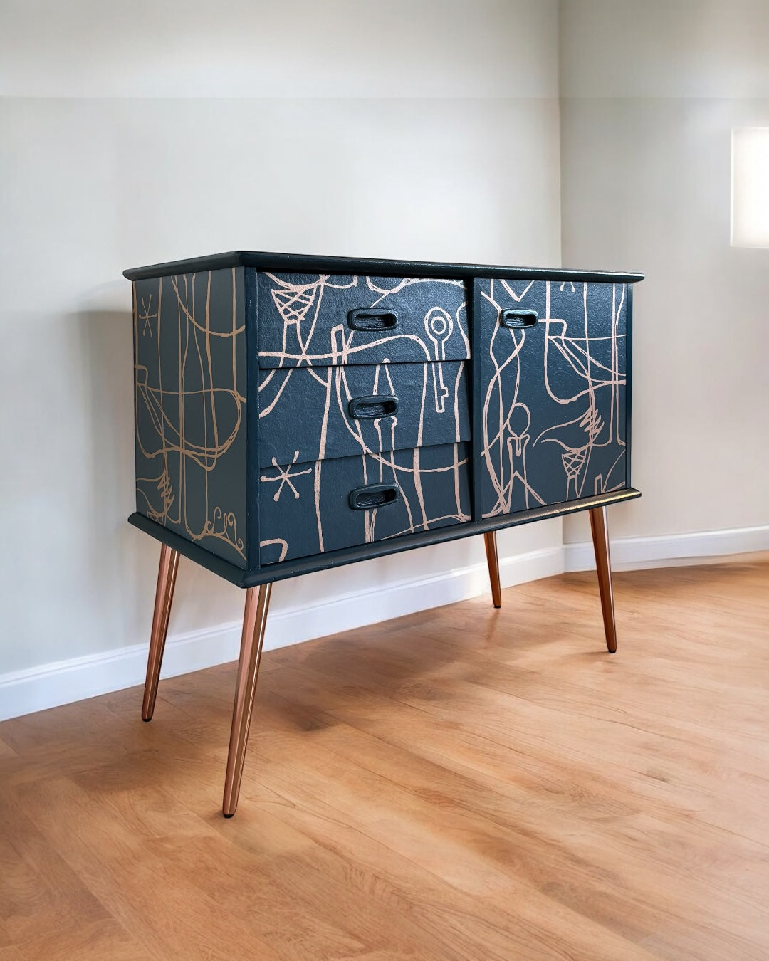 Vintage kast bekleed met Atelier van Mini Moderns | The Vintage Vibe