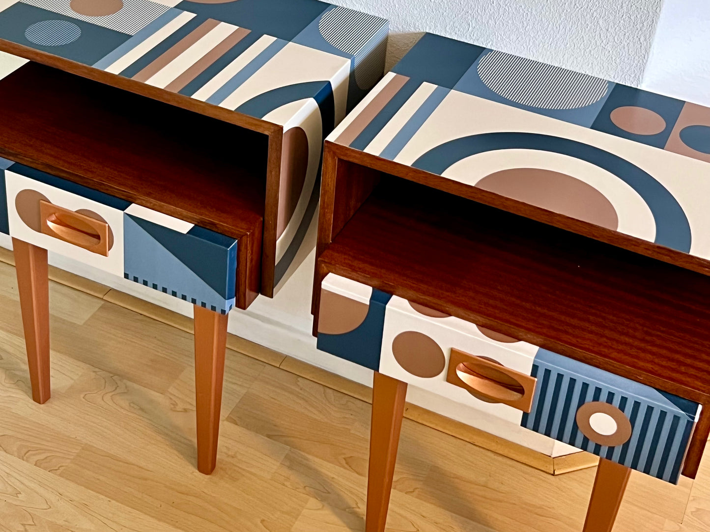 Vintage retro kastjes van hout met een prachtig blad met een gave geometrische print | The Vintage Vibe