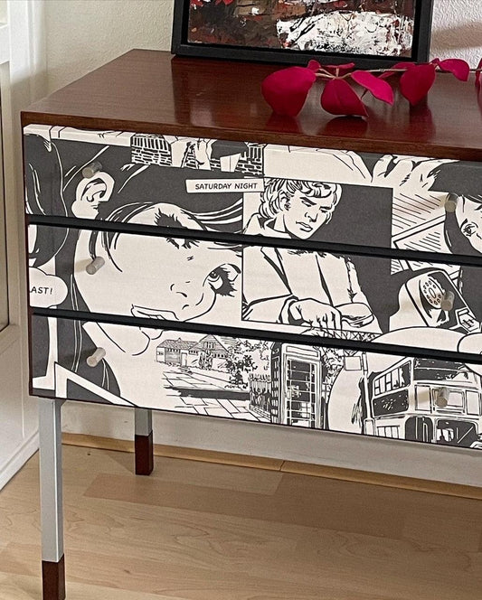 Vintage dressoir Mid-Century met een pop-art print | The Vintage Vibe