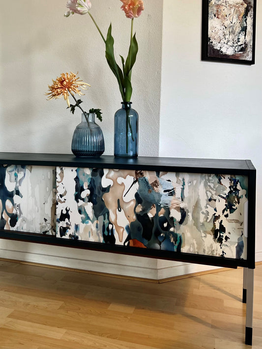 Vintage dressoir bekleed met een prachtige print | The Vintage Vibe