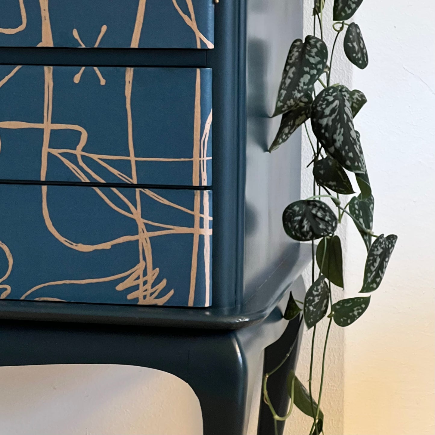 Vintage drinks cabinet on order | The Vintage Vibe