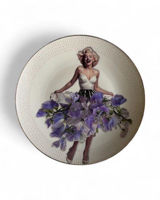 Vintage Wall Plate Marilyn Flower Skirt