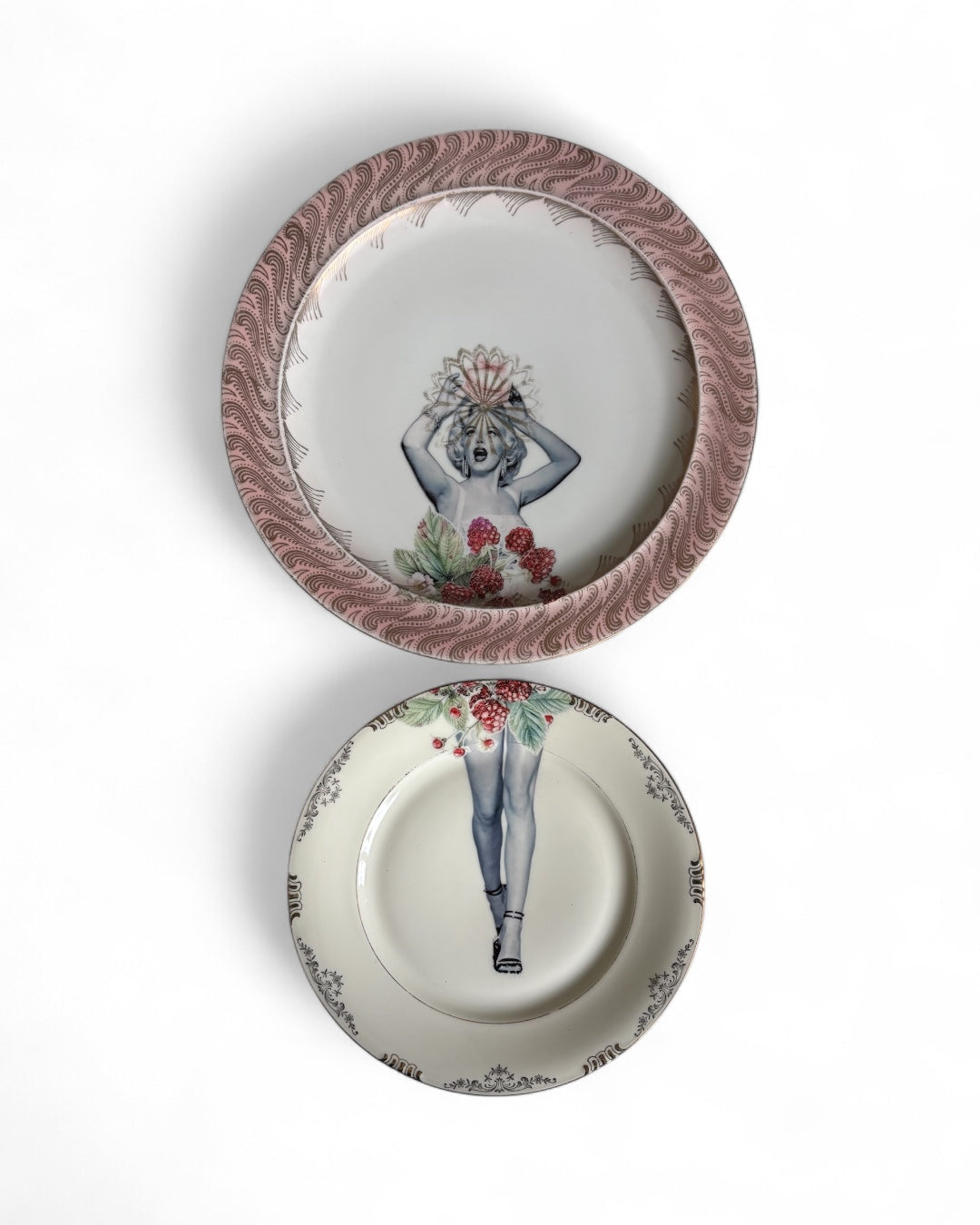 Vintage Wall Plate Marilyn Raspberry Set
