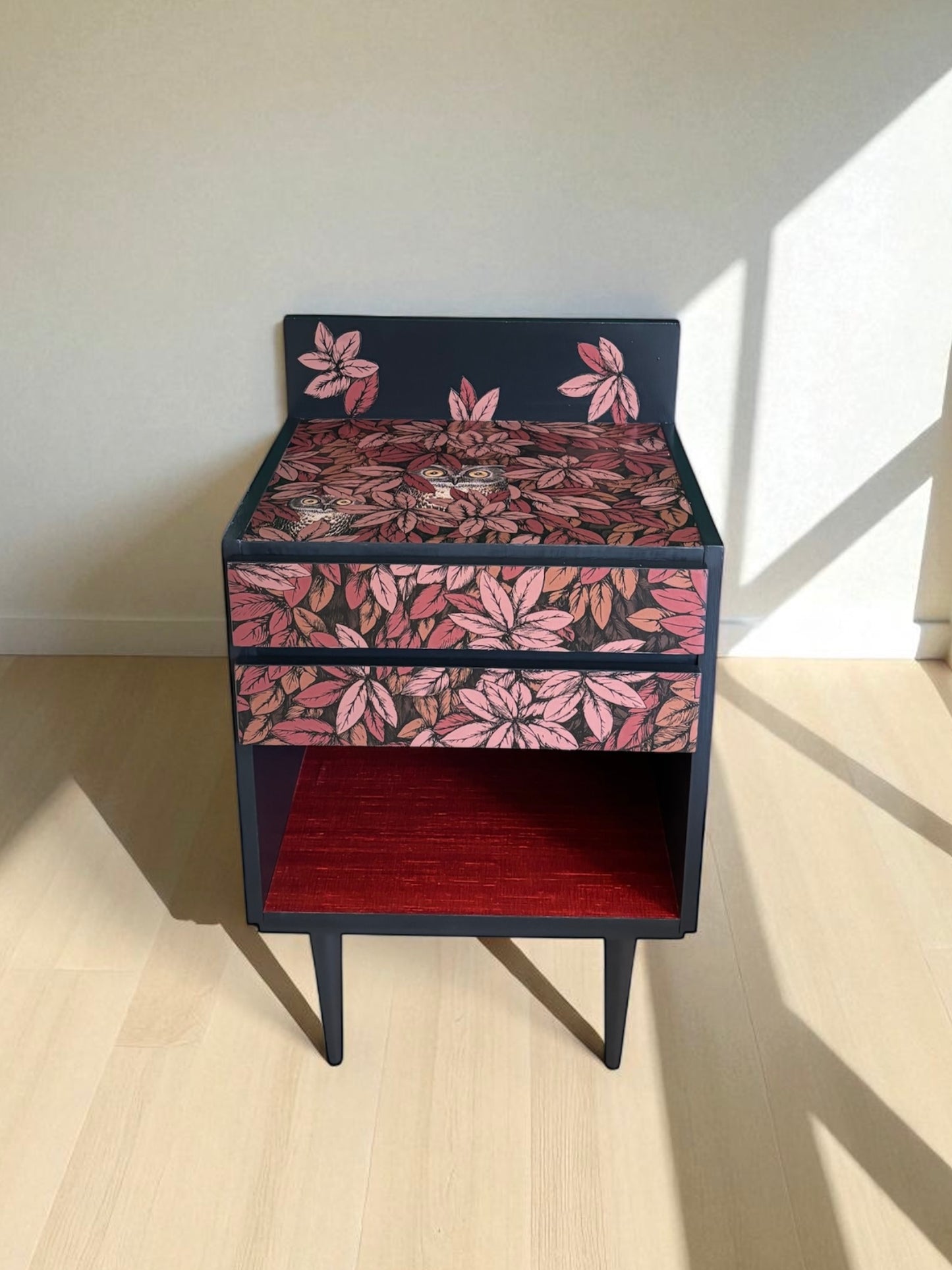 Vintage kastje bekleed met Fornasetti Foglie e Civette | The Vintage Vibe