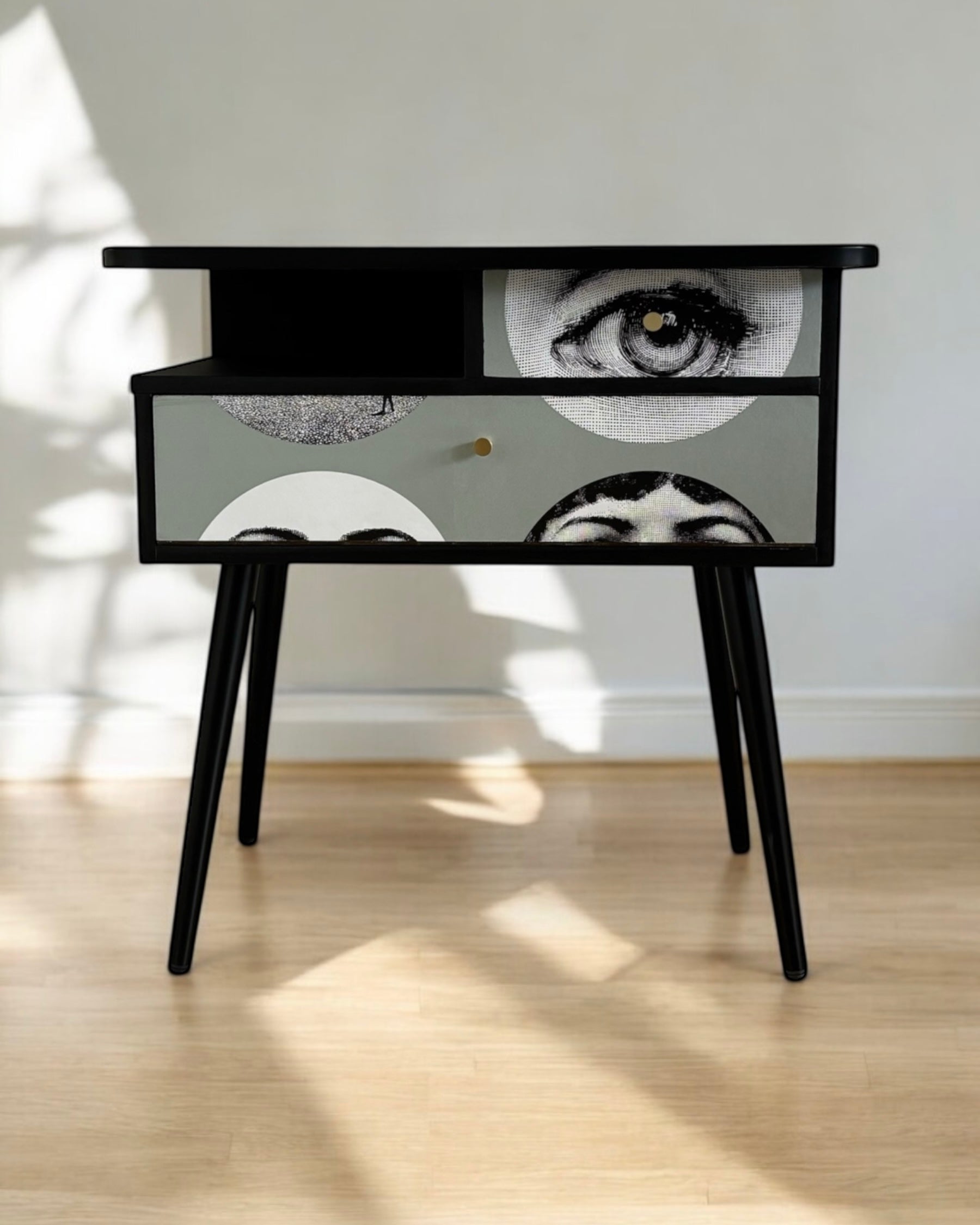 Vintage kastje met Fornasetti Tema e Variazioni | The Vintage Vibe
