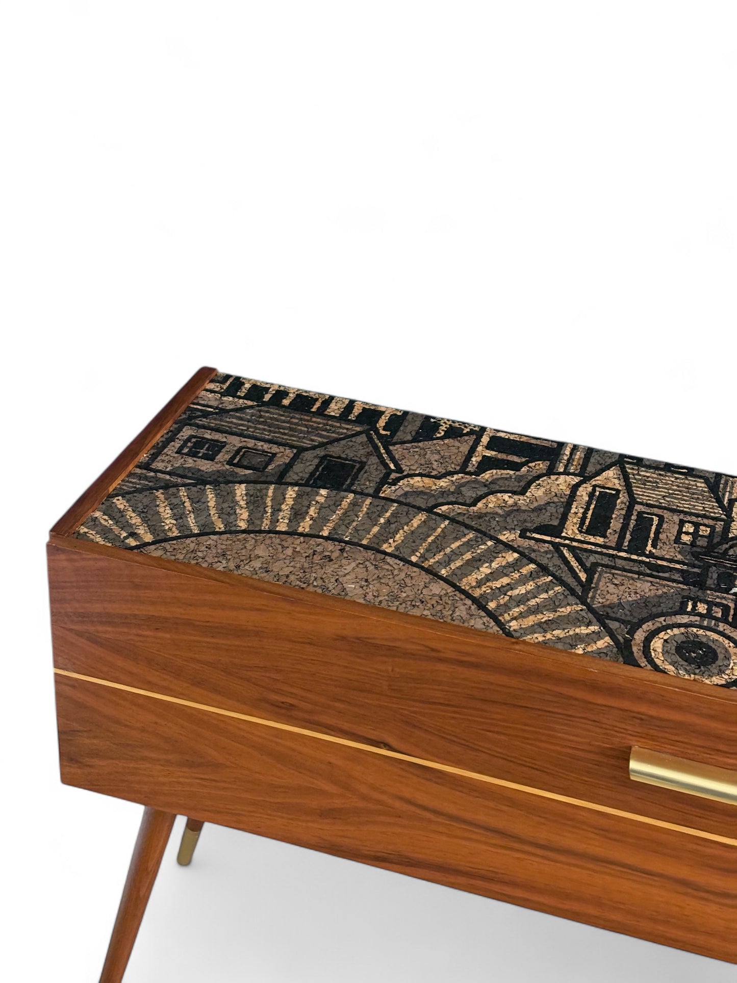 Mid Century dressoir met ‘Hit the North’ kurkprint | The Vintage Vibe