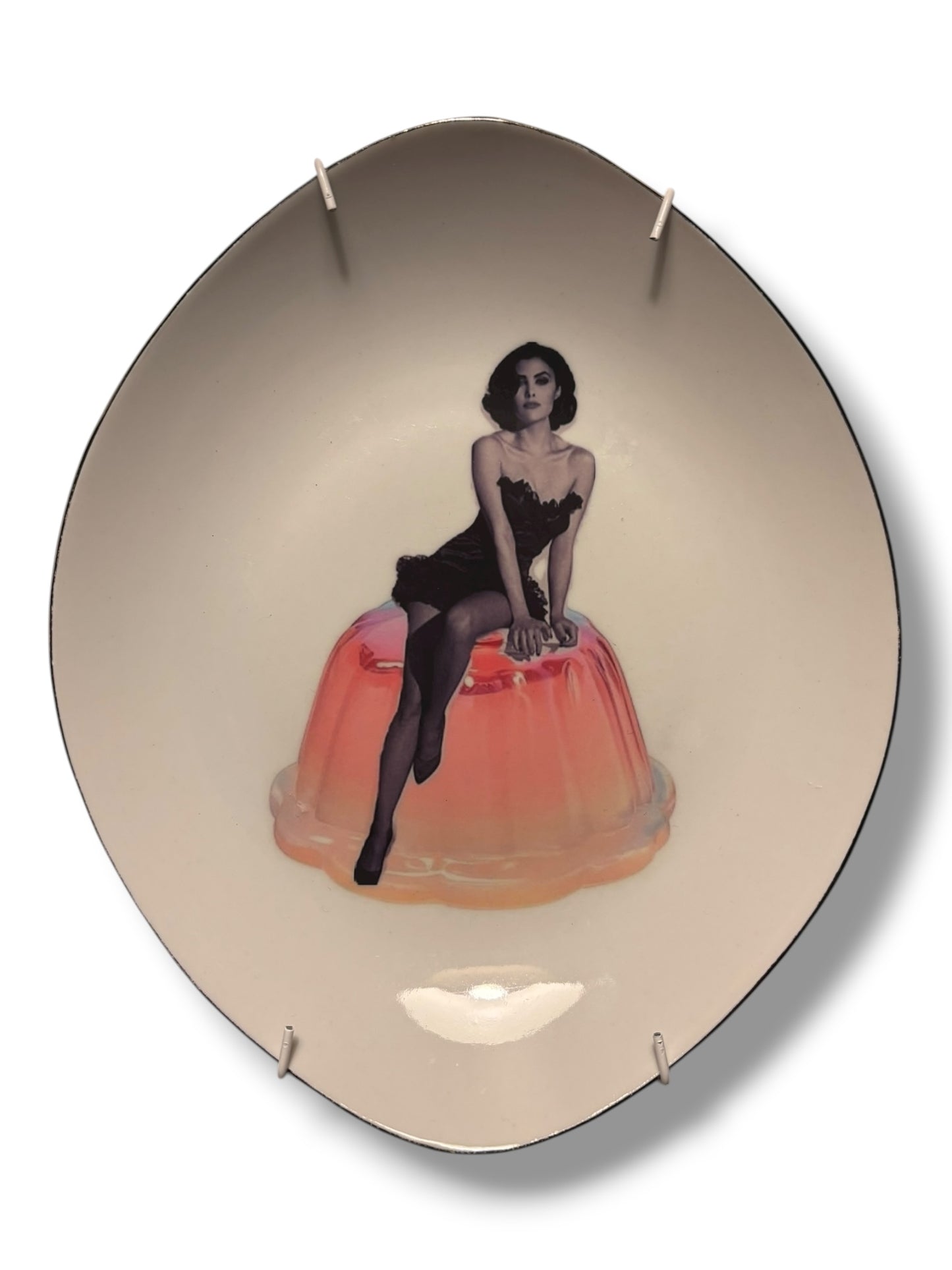 Vintage Wandbord Ovaal ‘Dame op Pudding’