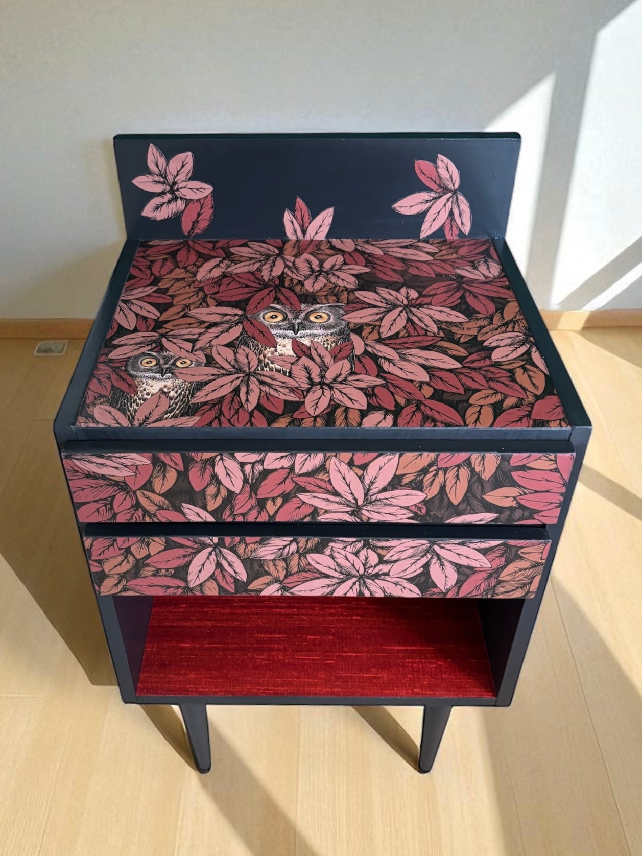 Vintage kastje bekleed met Fornasetti Foglie e Civette | The Vintage Vibe