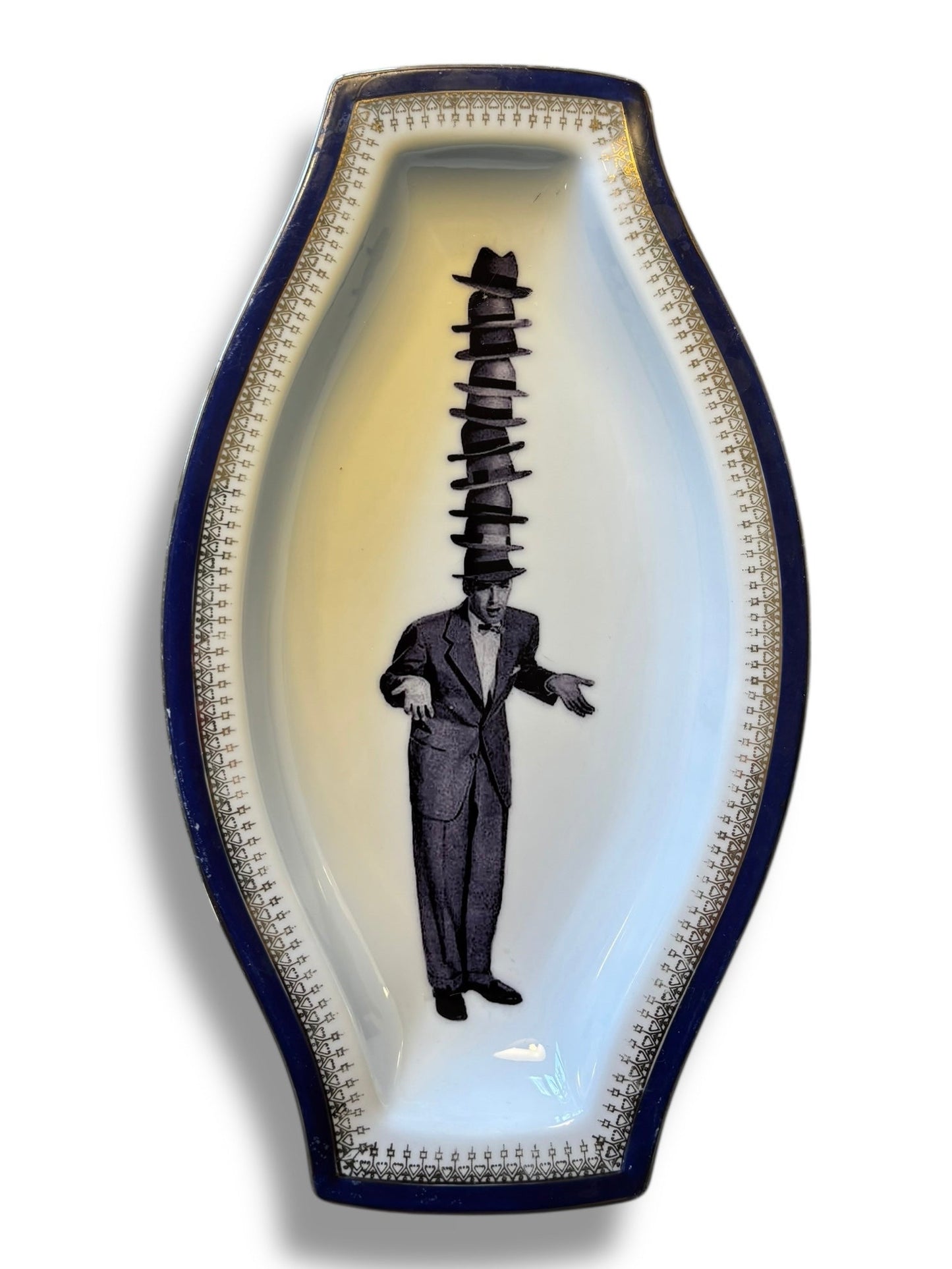 Vintage Wandbord Man met Hoedjes  | The Vintage Vibe