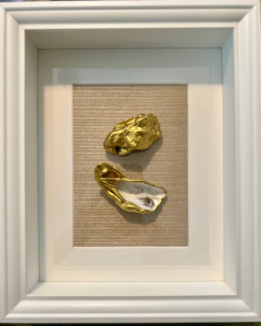 Golden oysters in white frame | The Vintage Vibe