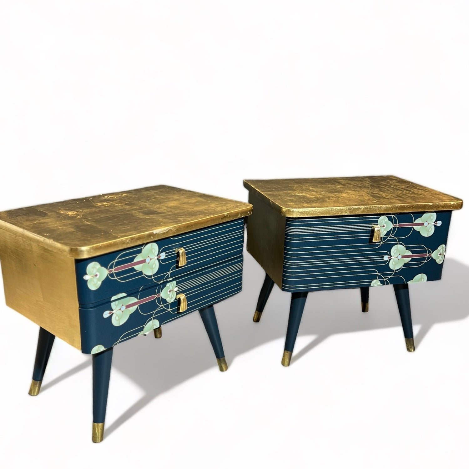Vintage nachtkastjes in Art Decoff goud met blauw | The Vintage Vibe