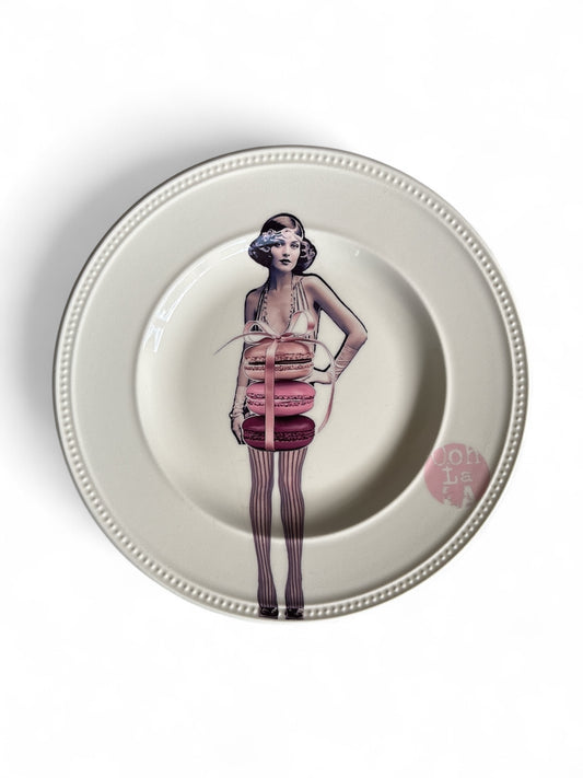Vintage Wandbord ‘Lady in Macarons’