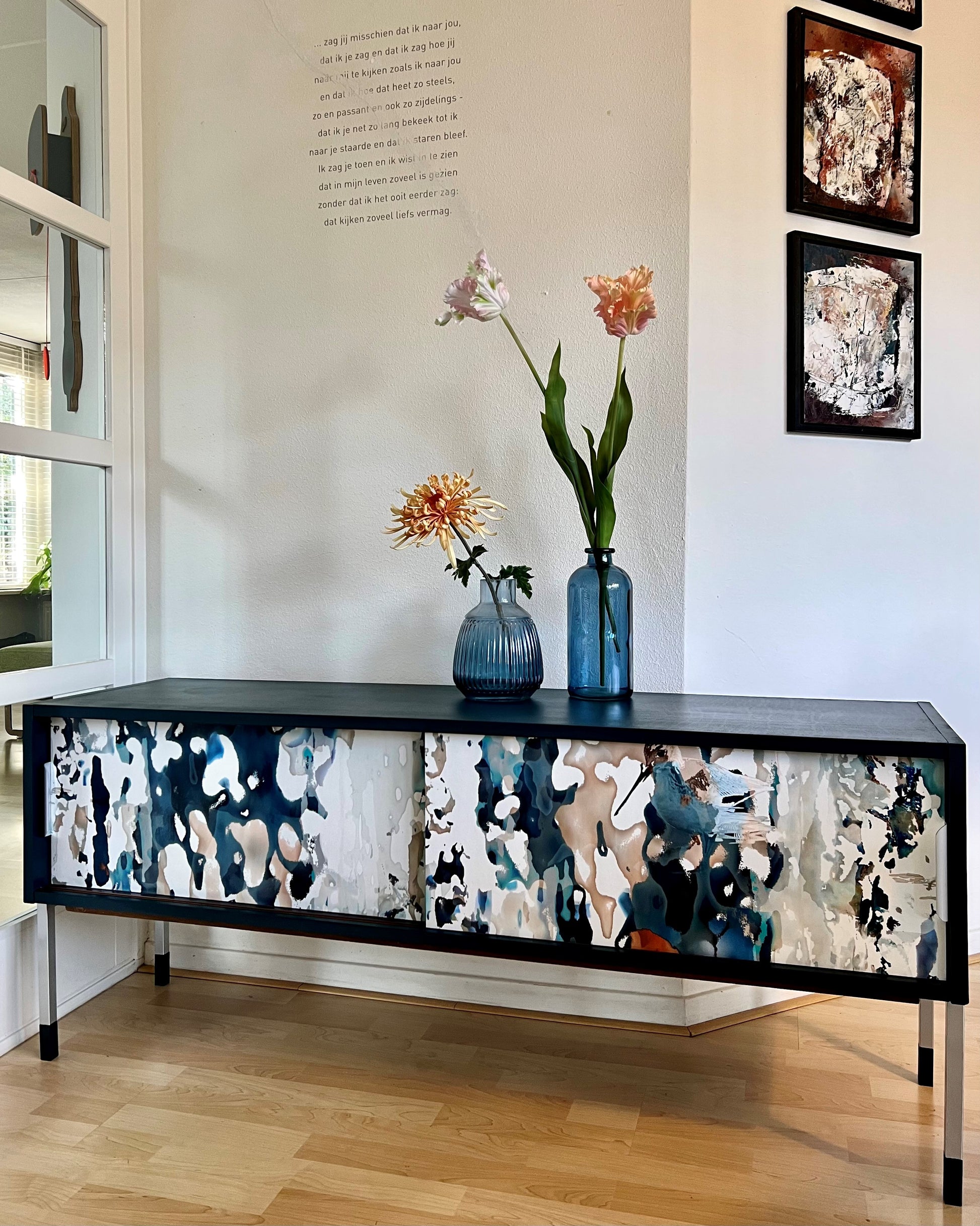 Vintage dressoir bekleed met een prachtige print | The Vintage Vibe