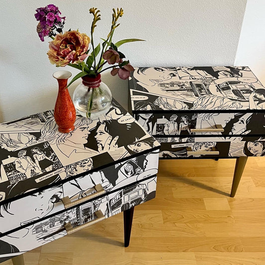 Vintage nachtkastjes in zwart, wit en goud met een gave print | The Vibtage Vibe